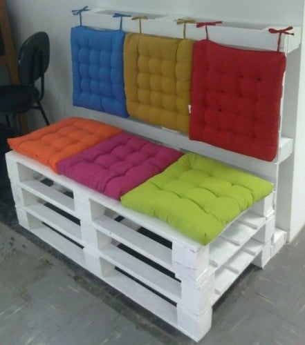 Idee per realizzare un divano con i pallet