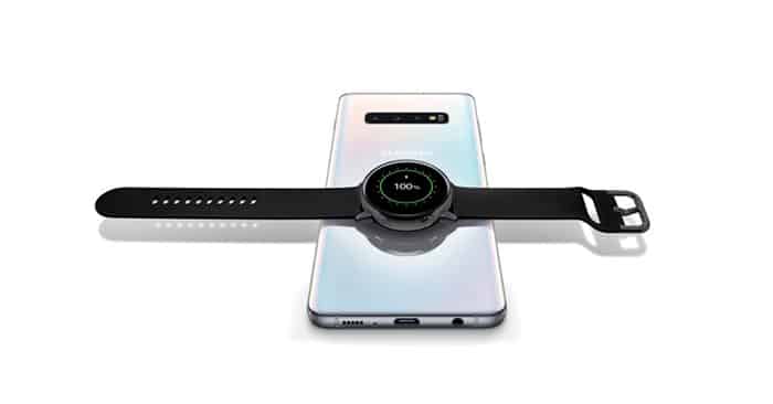 Samsung Galaxy S10 ti regala Galaxy Watch Active
