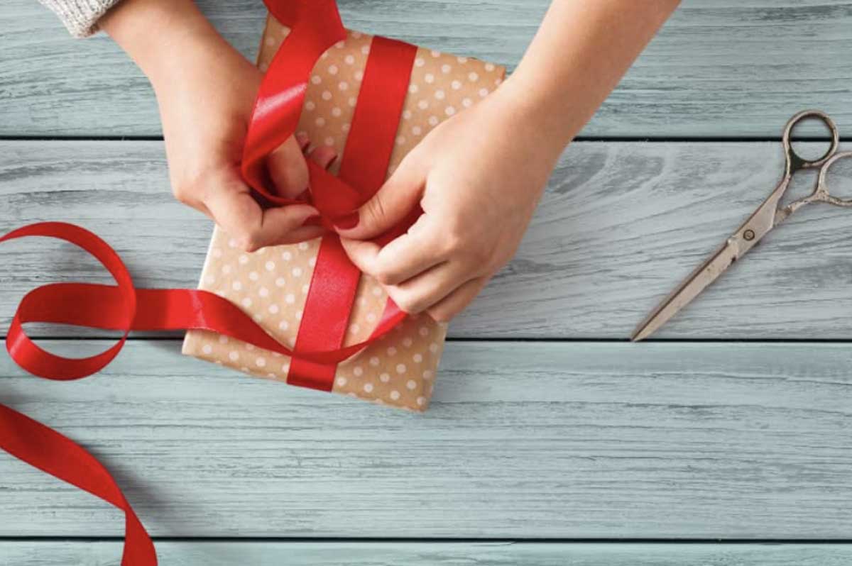 Amazon “Dona Un Giocattolo