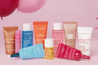 Clarins campioni omaggio kit 10 prodotti regalo ordine 55 euro compleanno